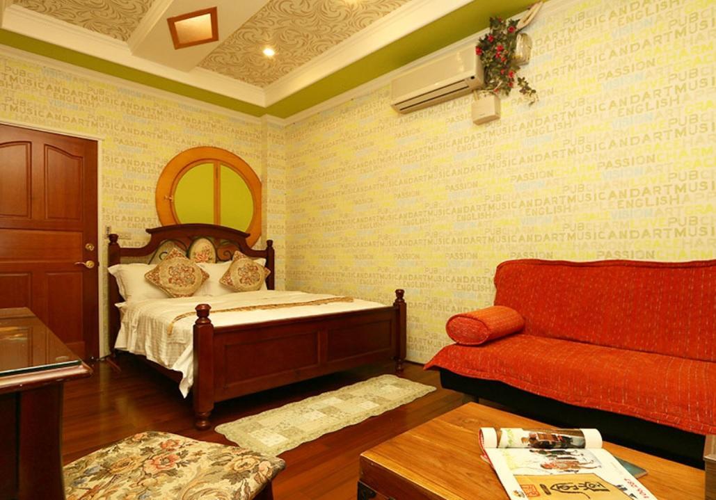 Ocean Deep Hostel Toucheng Exterior photo