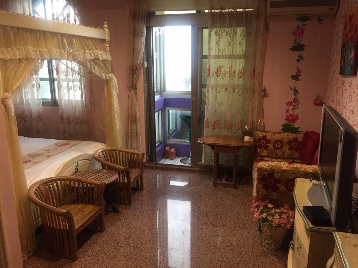 Ocean Deep Hostel Toucheng Exterior photo