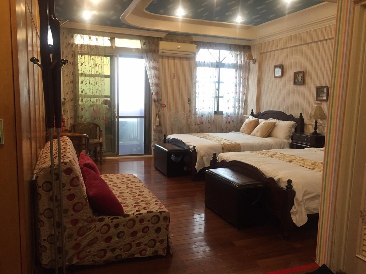 Ocean Deep Hostel Toucheng Exterior photo
